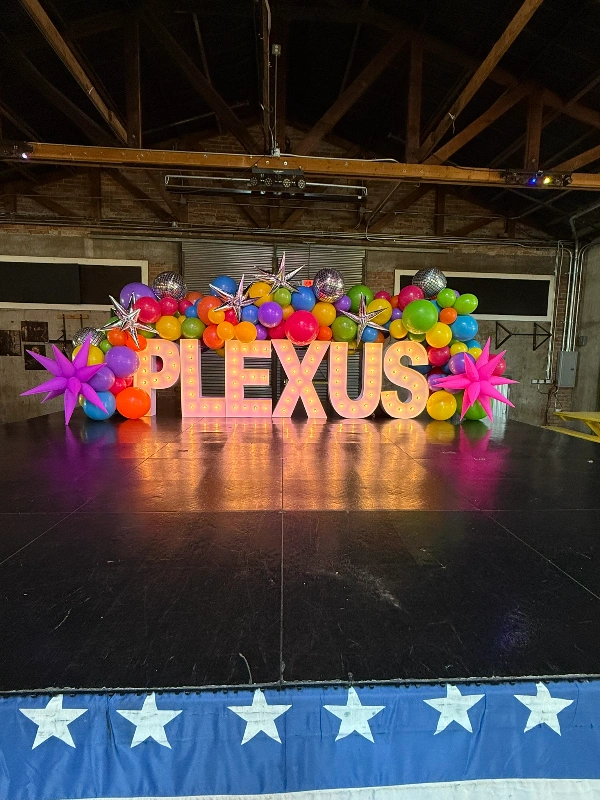 neon balloon decor