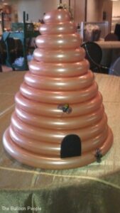 Balloon bee hive