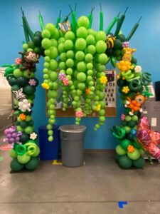 animal Balloon Arches