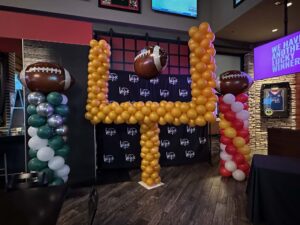 football risers Balloon decor