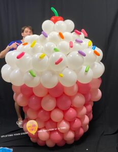 Balloon cupcake sculpture