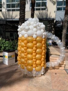 giant beer mug made out of Balloons